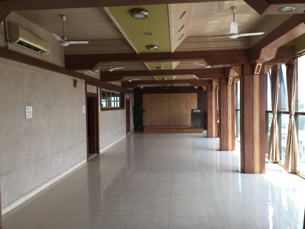 Sarang Lodging & Boarding Villa Szatara Kültér fotó